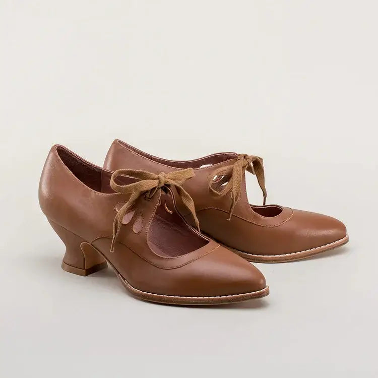 Ophelia | Cutout Ribbon Lace Victorian Kitten Heels