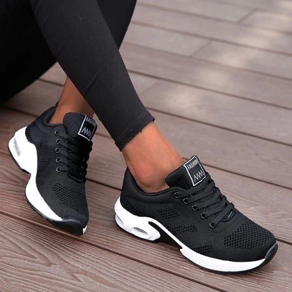 Air Stride | Mesh Knit Lace-Up Women's Sneakers