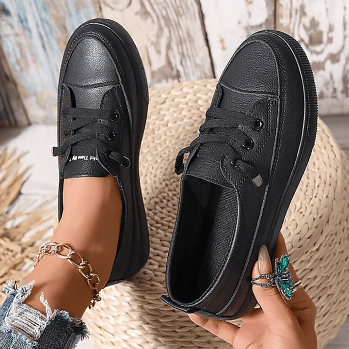 Blanc | Low Profile Lace-Up Flatform Women's Sneakers