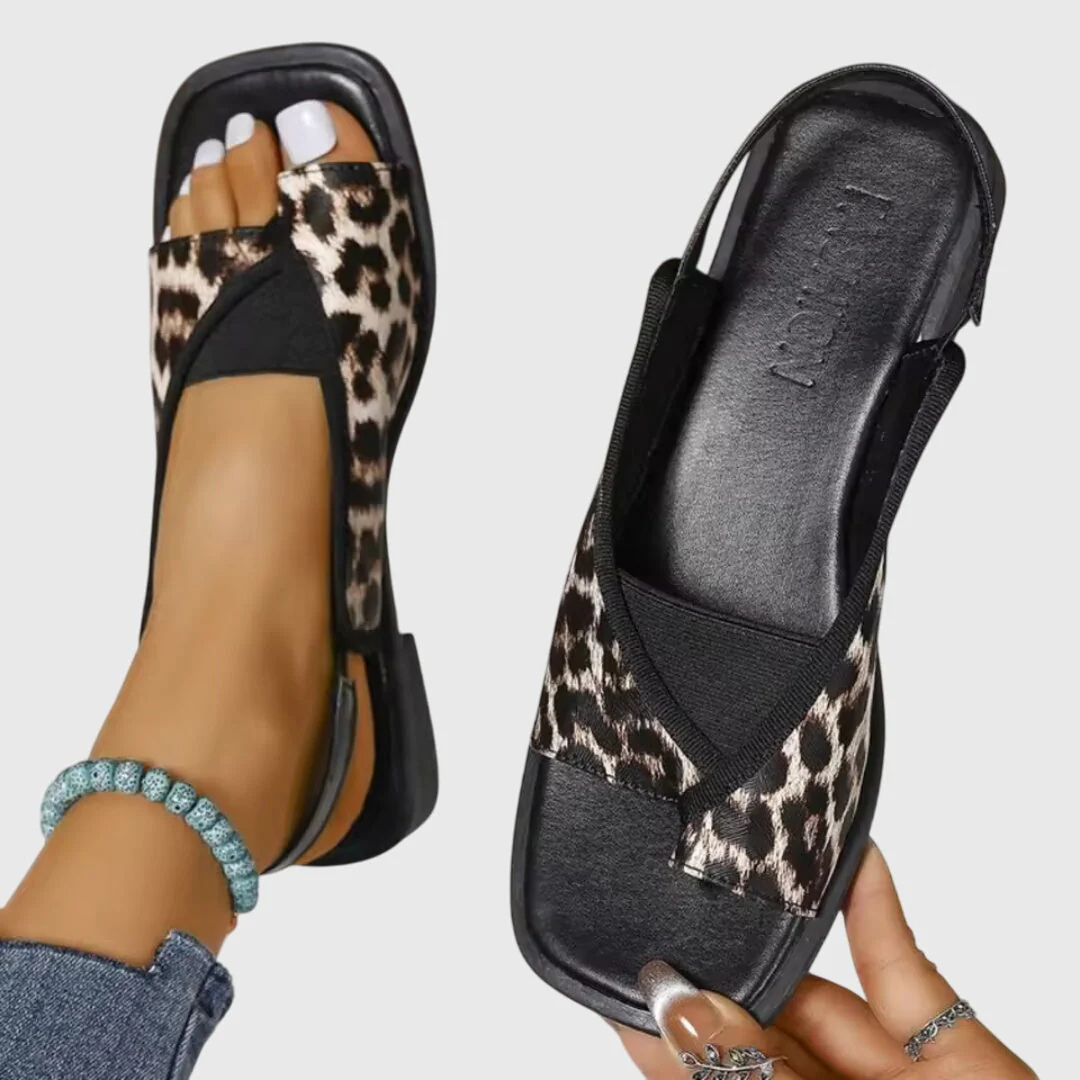 Amarelle | Women's Square Toe Flat Sandals – Slip-On Beach Design
