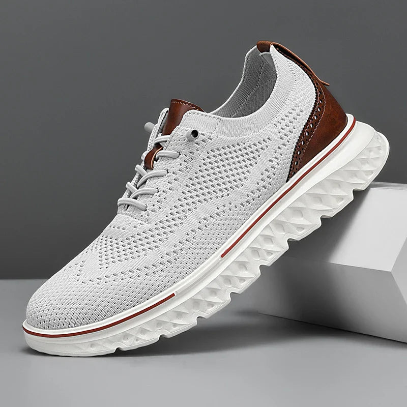 Stride | Flyknit Lace-Up Men's Sneakers with Leather Heel Panel