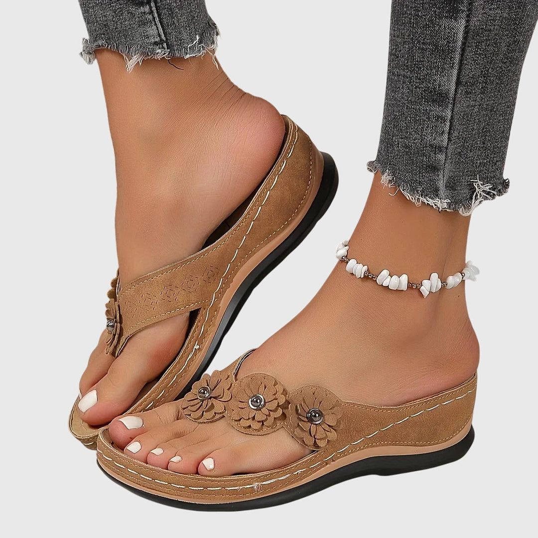 Delaney | Women's Orthopedic Thong Sandals – Ergonomic Arch Support Design
