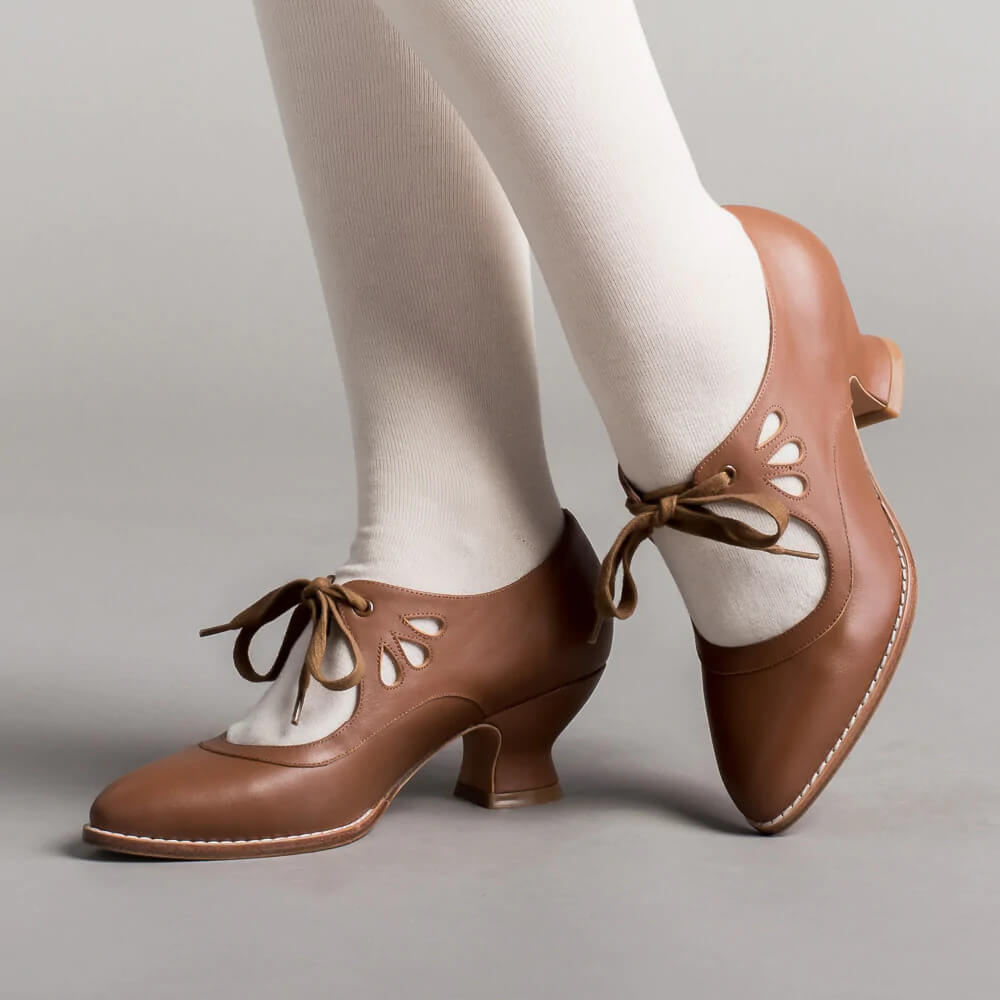 Ophelia | Cutout Ribbon Lace Victorian Kitten Heels