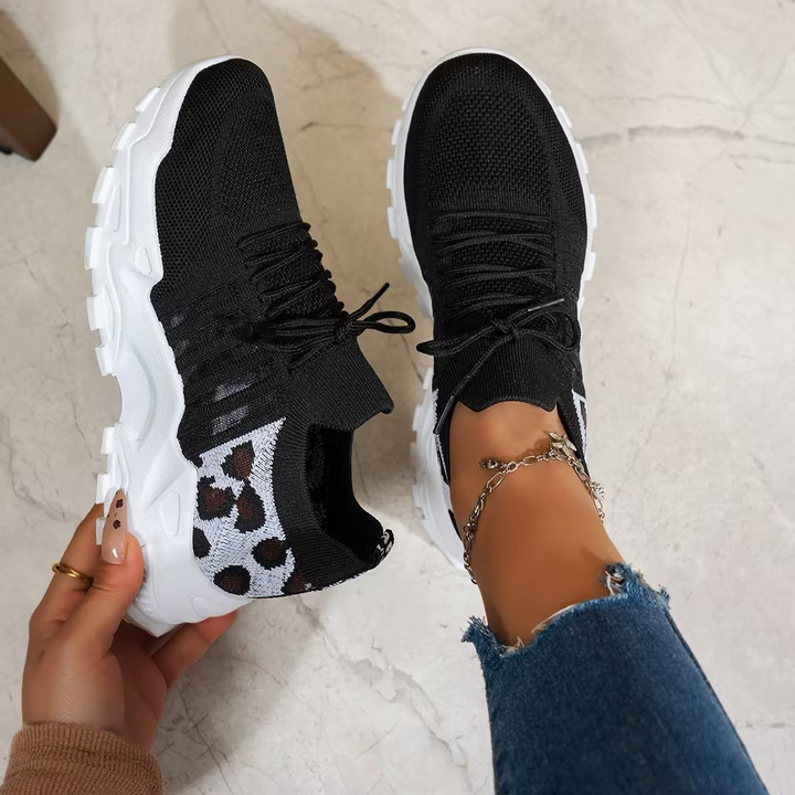 Pebble | Chunky Sole Mesh Knit Lace-Up Women's Sneakers