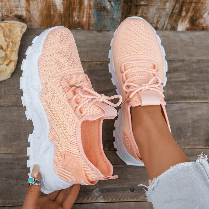 Pebble | Chunky Sole Mesh Knit Lace-Up Women's Sneakers