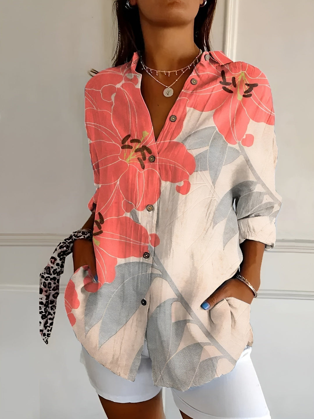 Vinetrail | Delicate Floral Vine Print Tunic Blouse